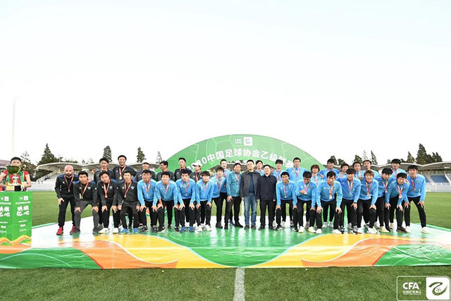 欧洲足坛夏窗转会：利物浦3500万欧签下莱昂尼