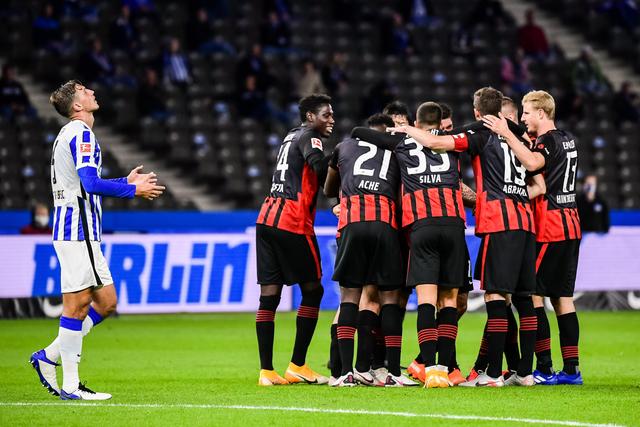 15分！周琦关键罚球率队反超 攻防状态不理想